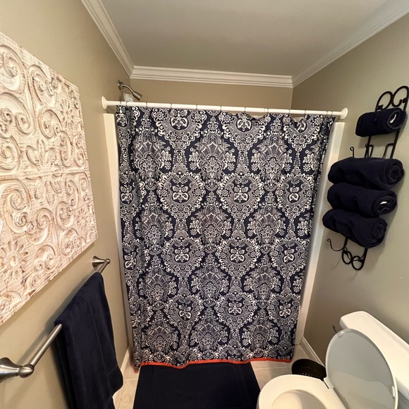 •Pottery Barn• Navy/White Shower Curtain - Picture 1 of 3